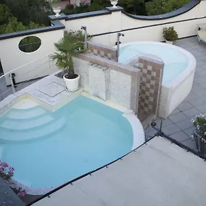 hotel-enrichetta.it-lombardy.com/