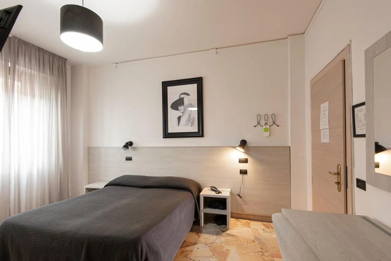 Hotel Careggi Floransa 3*,  İtalya